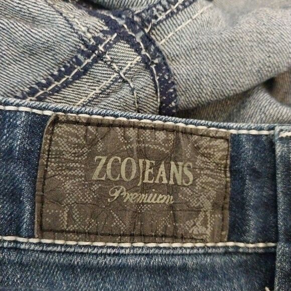 ZCO Jeans Premium Shorts 22W Denim Blue Embroidered Sequins Rhinestone Mid Rise - Picture 11 of 11